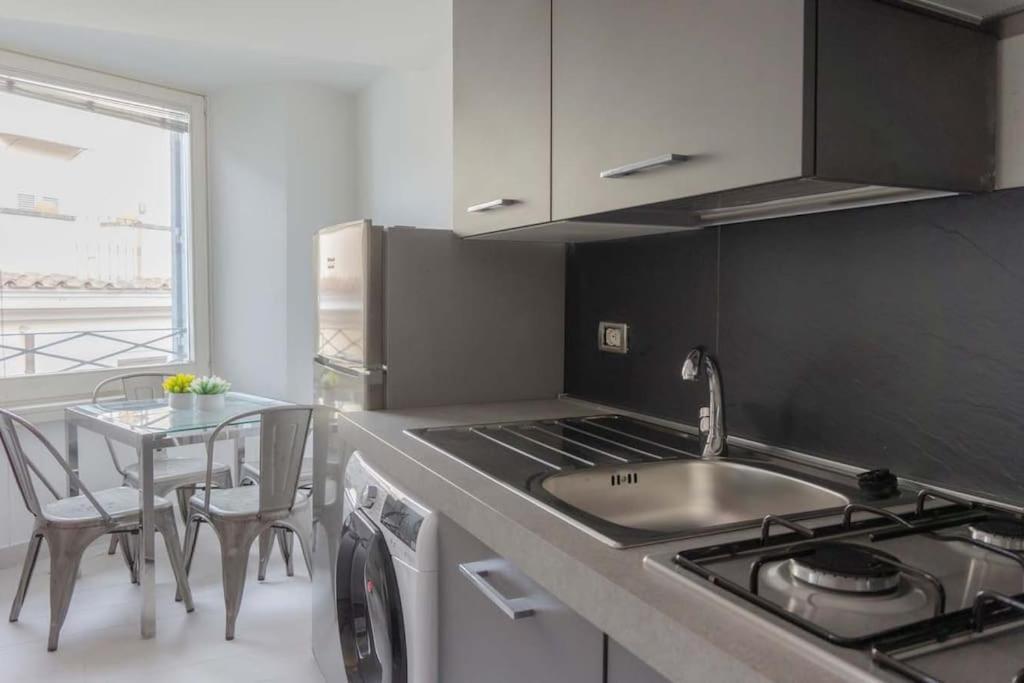 Apartment Vivi La Magia Di Looney Tunes, Piazza Navona Rom